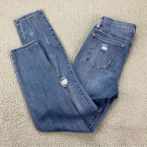 Judy Blue Women's Shredding Up My Life Distressed Relaxed Fit Jeans | Size: 27 - Picture 6 of 14